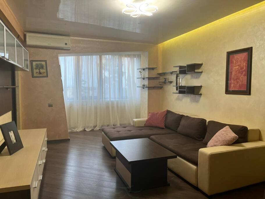 Apartament Theta- Langa Centru, Cada Hidromasaj ซูชาวา ภายนอก รูปภาพ